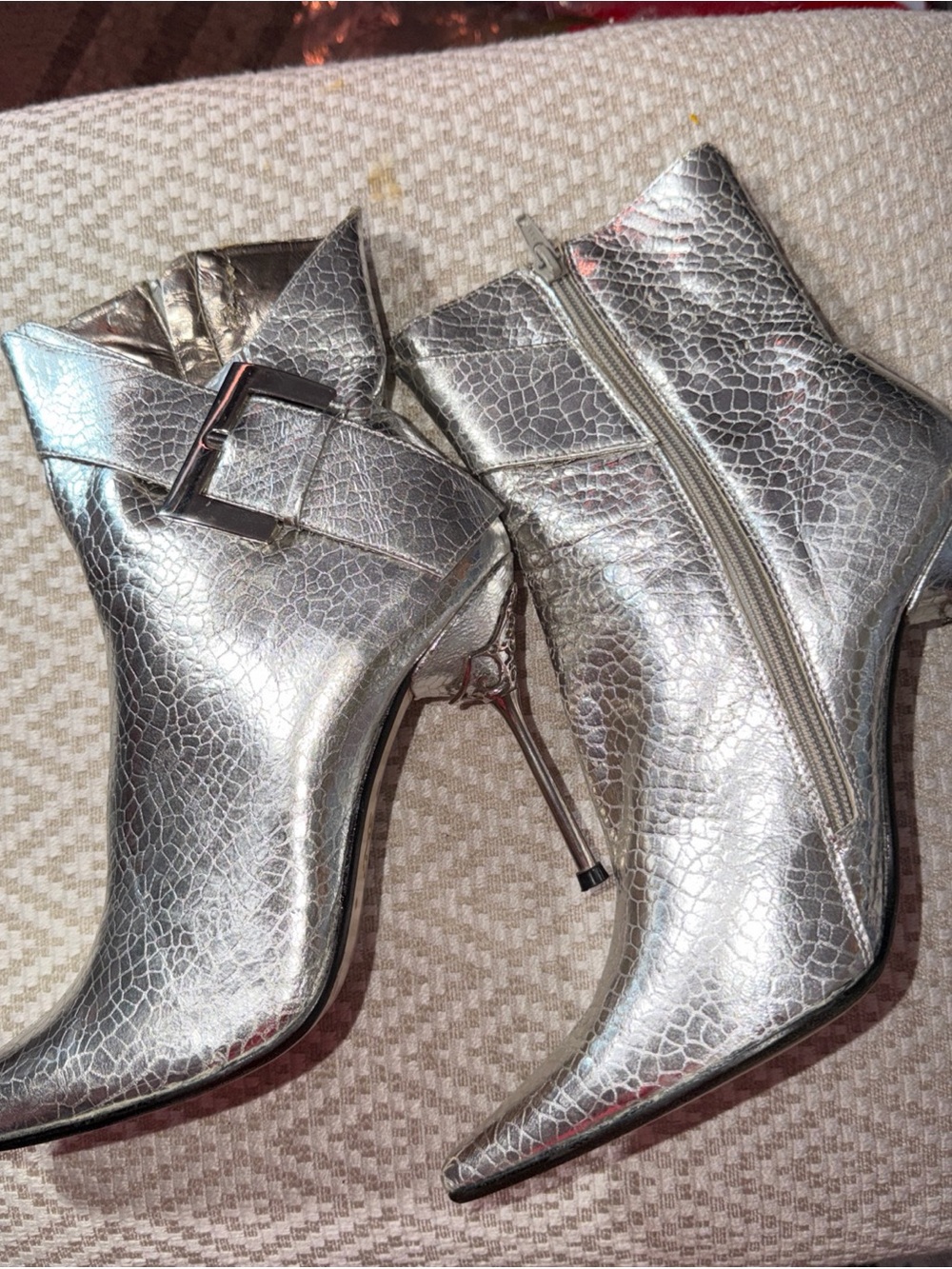 Vero Cuoio Silver Metallic Pointed Stiletto Ankle Boots